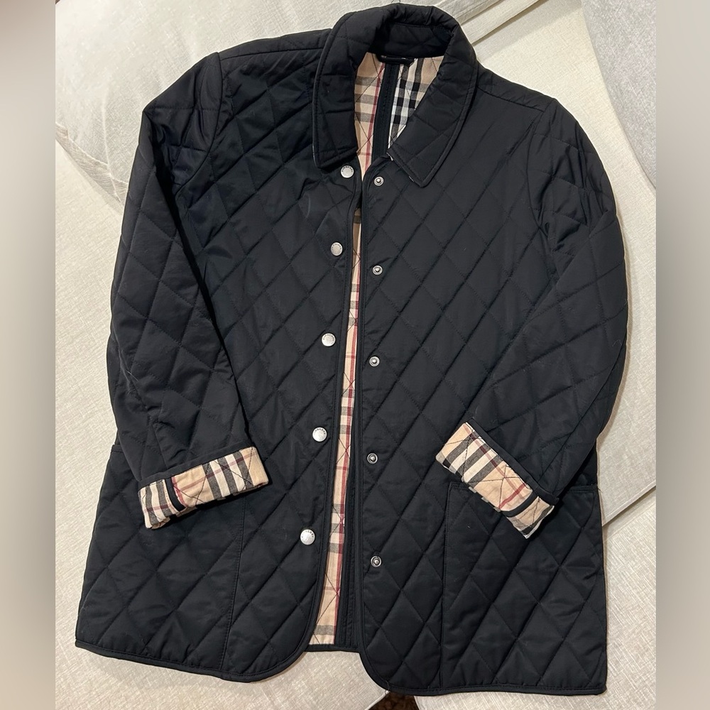 AUTHENTIC Burberry quilted jacket
